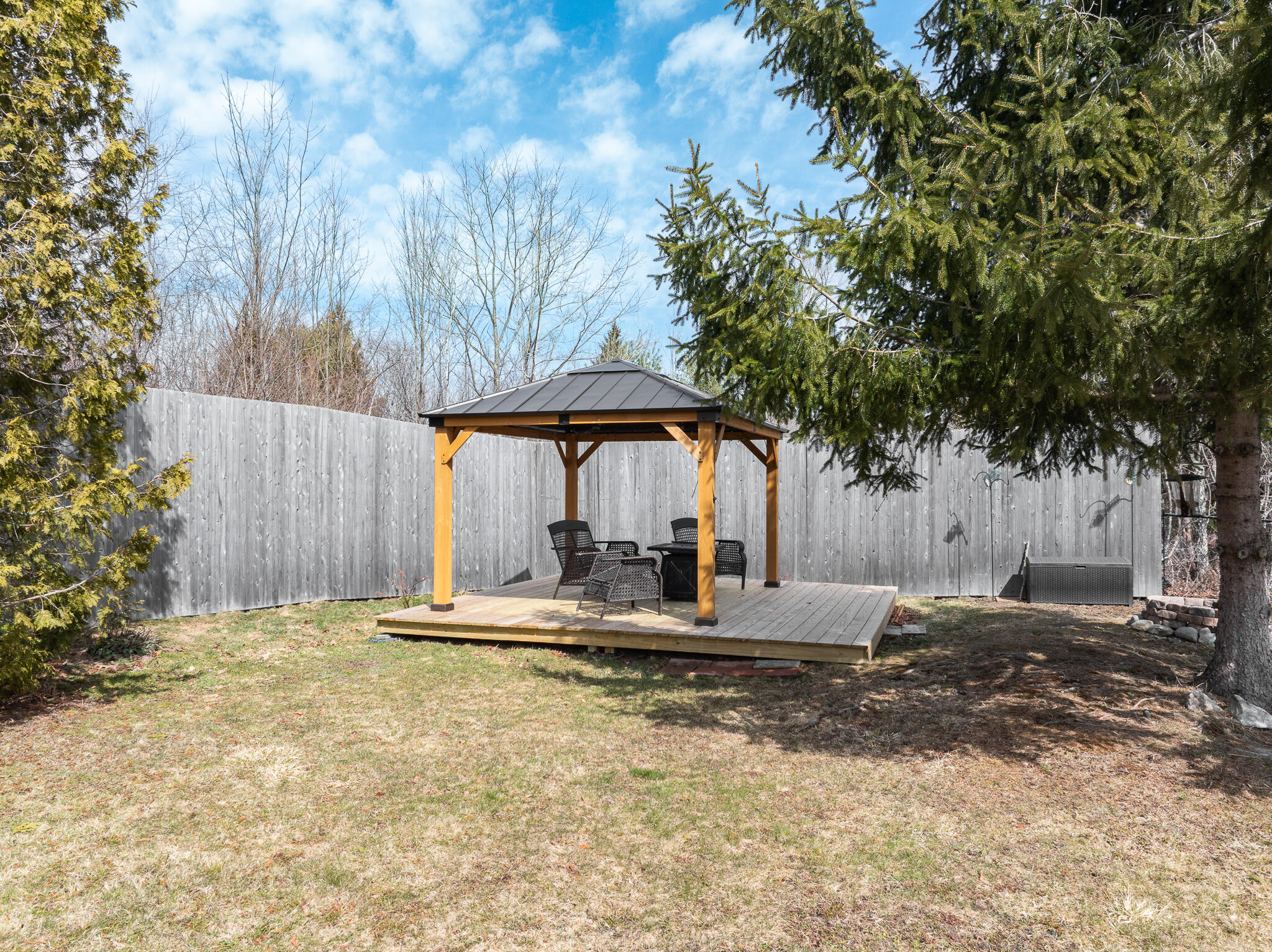 10 Pleasant Street Winterport, ME 04496 - Photo 5 of 36 3