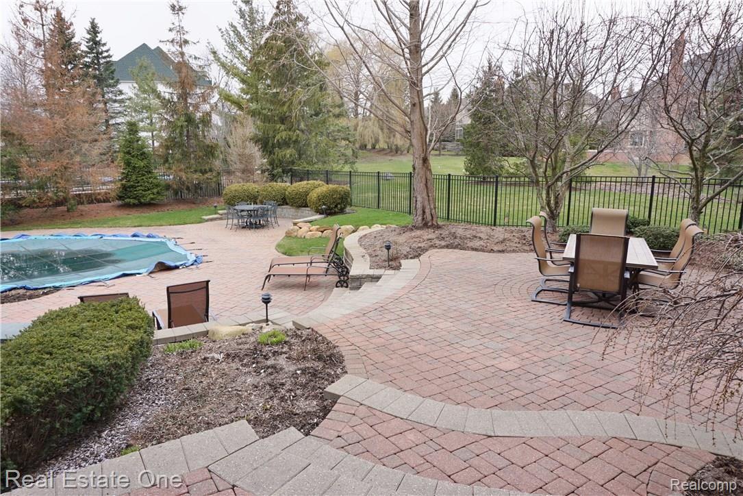 4710 Goodison Pl Drive Rochester, MI 48306 - Photo 5 of 46 DSC03425.JPG