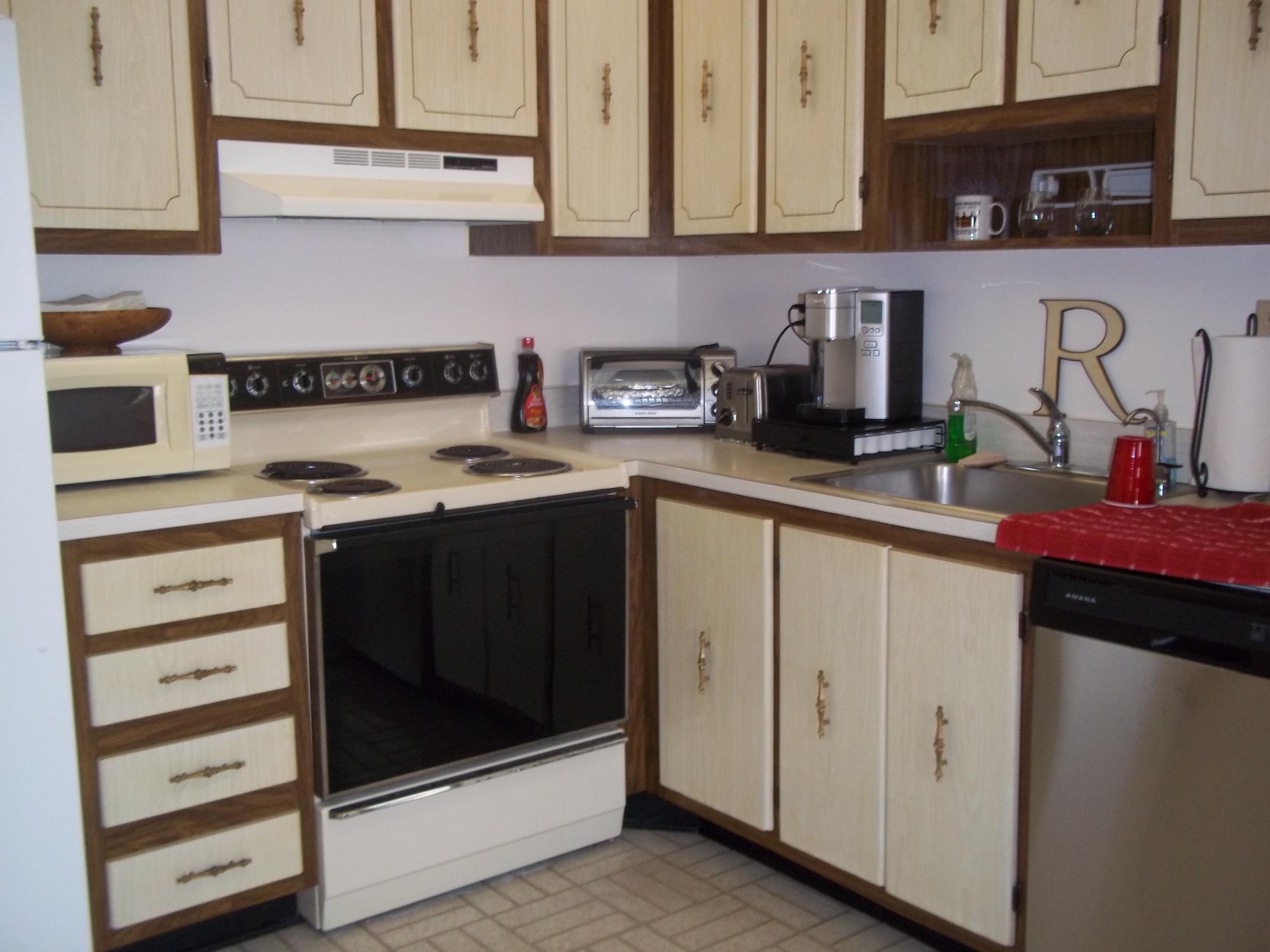 511 Normandy Lane Delray Beach, FL 33484 - Photo 2 of 12 511 Normandy K 020