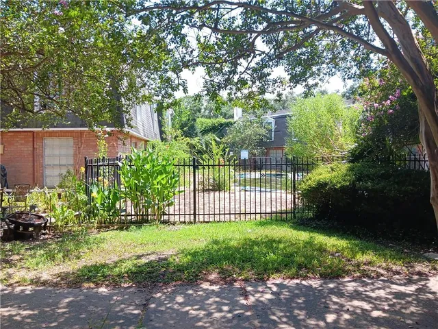 $90,000 | 3100 Rue Parc Fontaine, Unit 2201, New Orleans, LA 70131