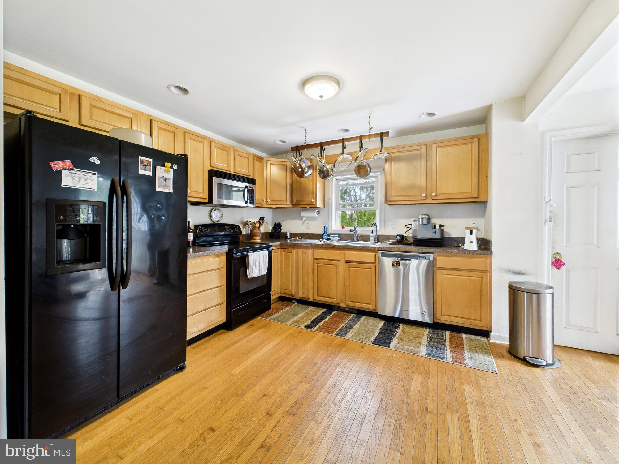 11161 Roland Parks Road Chance, MD 21821 - Photo 17 of 58 Kitchen cabinets