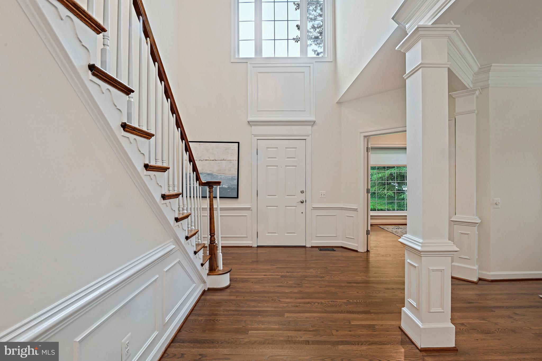 9733 Hidden Valley Road Vienna, VA 22181 - Photo 5 of 70