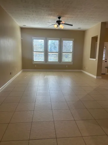 $2,450 | 17115 Williams Oak Drive, Cypress, TX 77433