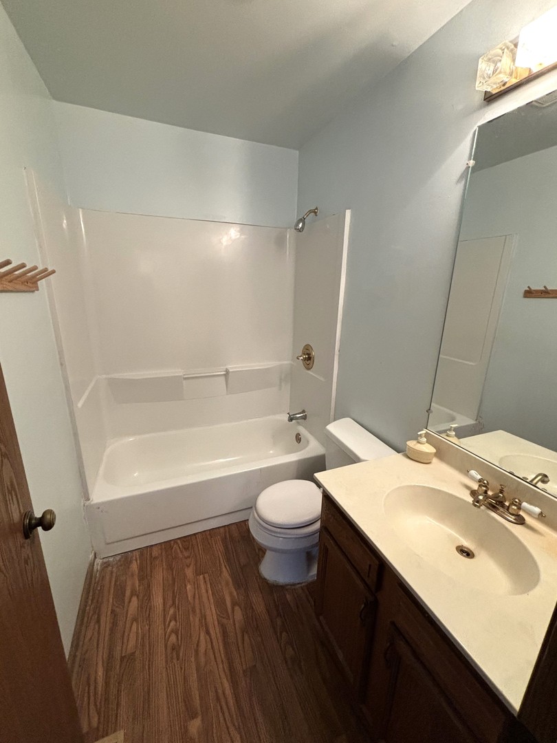 204 Fernwood Road Montgomery, IL 60538 - Photo 9 of 13 Gallery Image 9