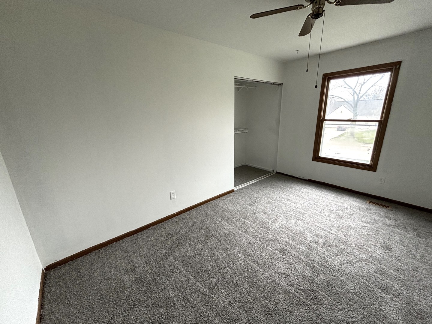204 Fernwood Road Montgomery, IL 60538 - Photo 10 of 13 Gallery Image 10