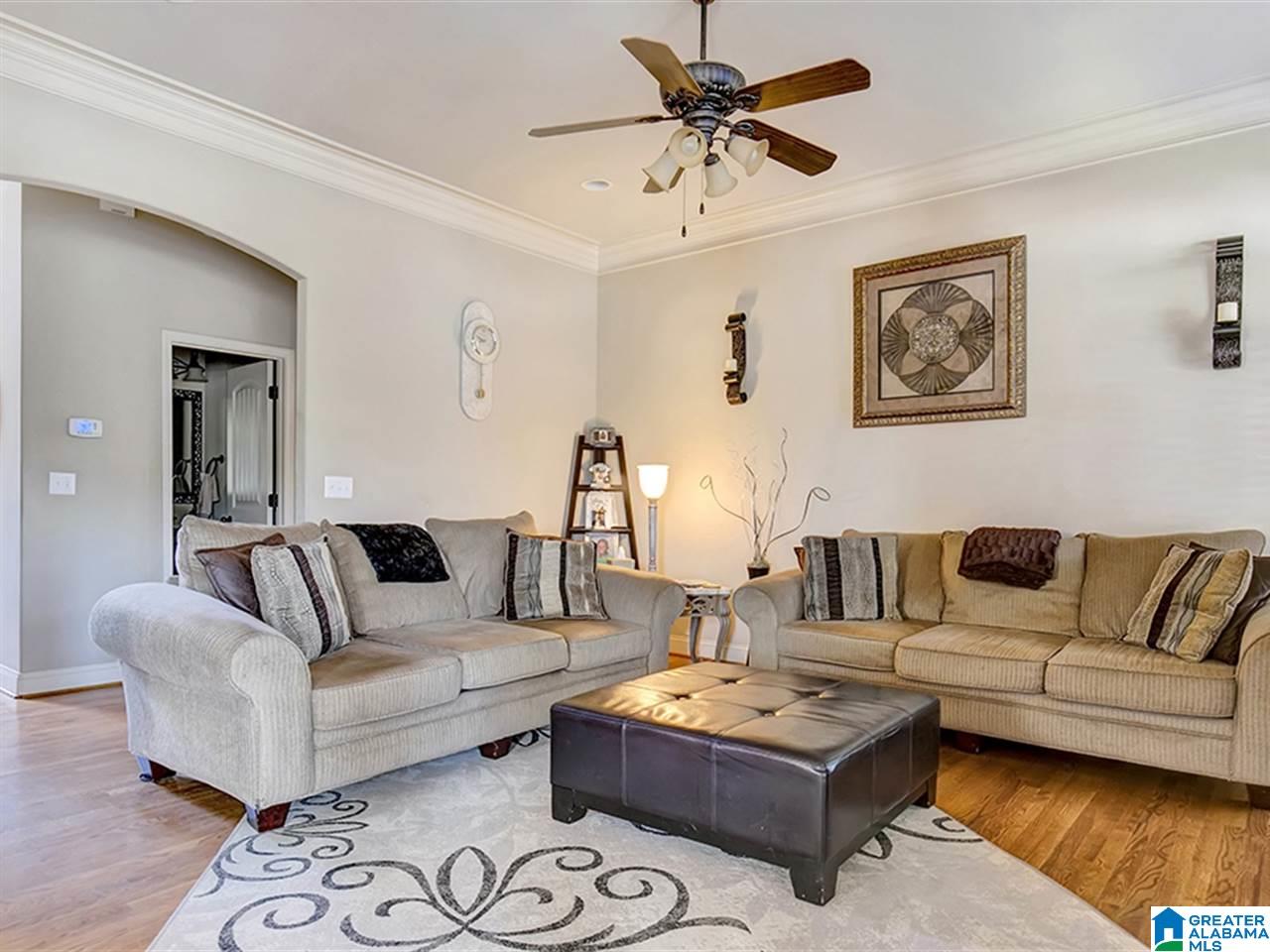 188 Red Bay Drive Alabaster, AL 35114 - Photo 2 of 30