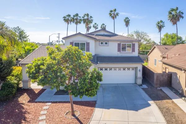 $490,000 | 5586 East Atchison Street, Fresno, CA 93727