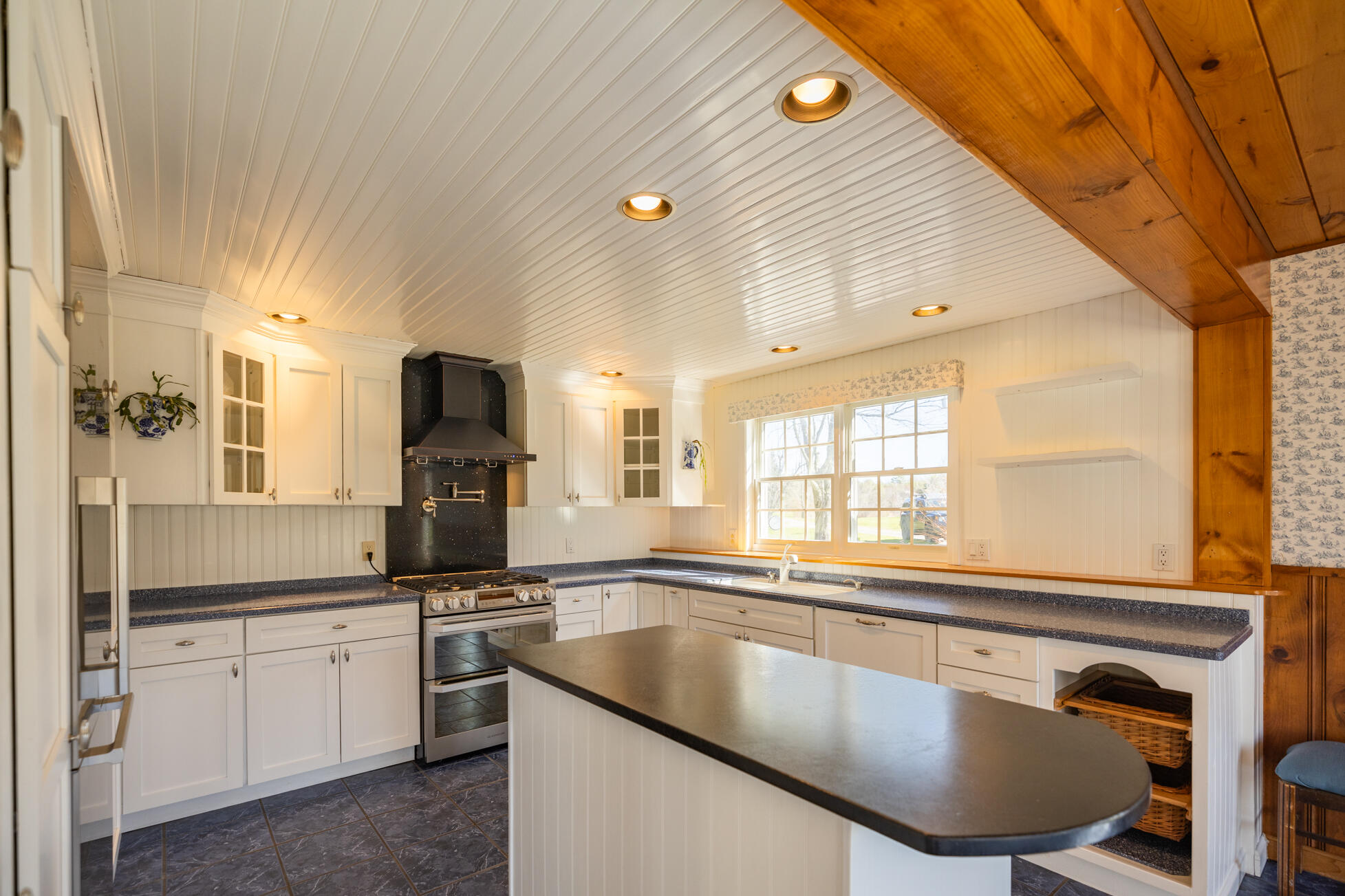 83 Watson Mill Road Saco, ME 04072 - Photo 13 of 61 6I3A4395-HDR