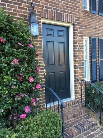 $1,950 | 110 Milledge Terrace, Unit 4, Athens, GA 30606