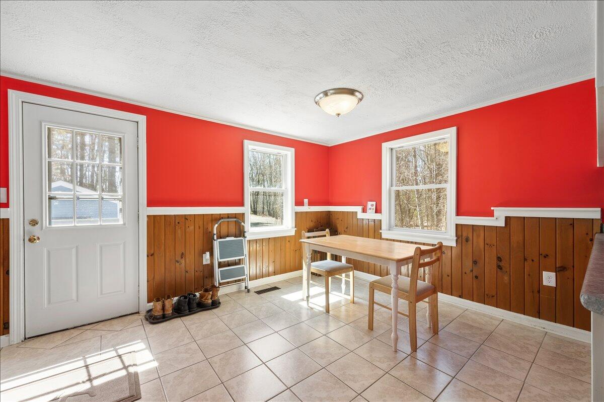 9 Ranwall Avenue Saco, ME 04072 - Photo 4 of 42 Kitchen