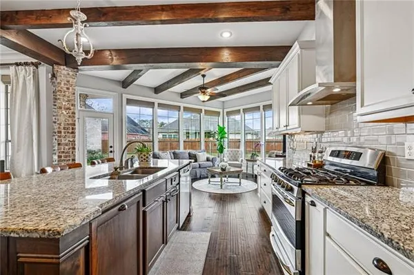 $599,000 | 483 Chateau Grimaldi, Mandeville, LA 70471