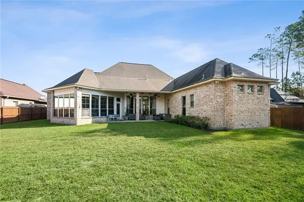 $599,000 | 483 Chateau Grimaldi, Mandeville, LA 70471