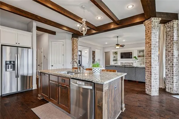 $599,000 | 483 Chateau Grimaldi, Mandeville, LA 70471