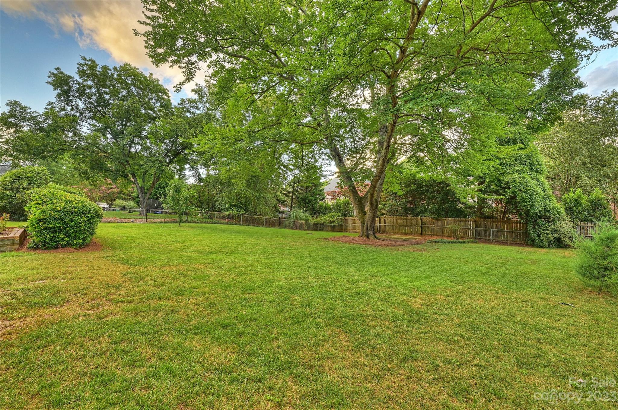 7619 Whistlestop Road Charlotte, NC 28210 - Photo 31 of 35 Gallery Image 31