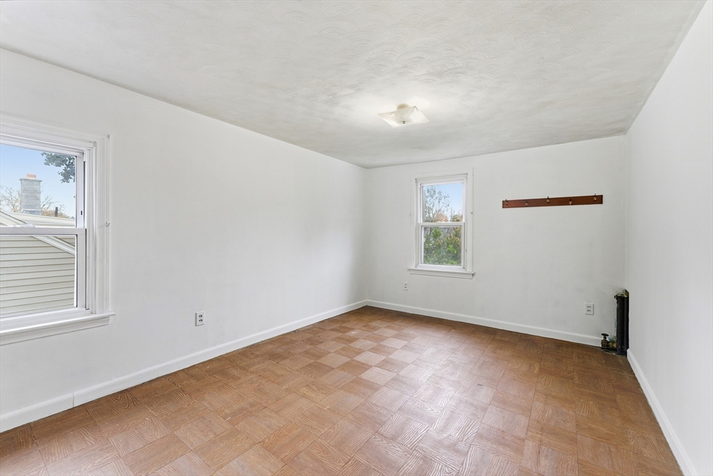 97 Lancaster Street Springfield, MA 01118 - Photo 25 of 42 Gallery Image 25