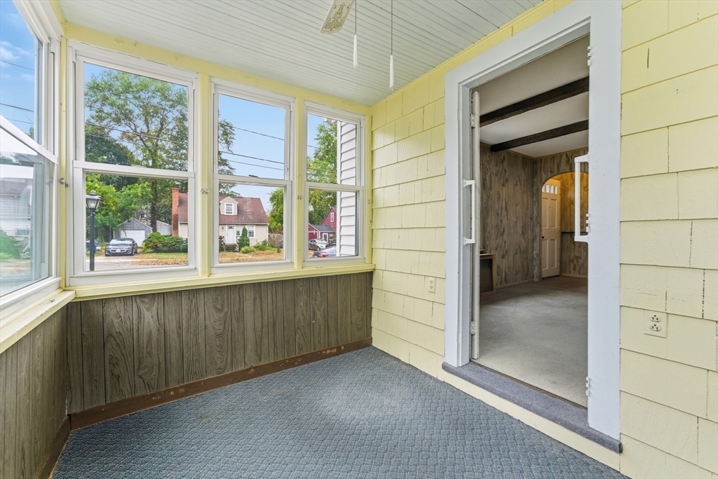 97 Lancaster Street Springfield, MA 01118 - Photo 27 of 42 Gallery Image 27