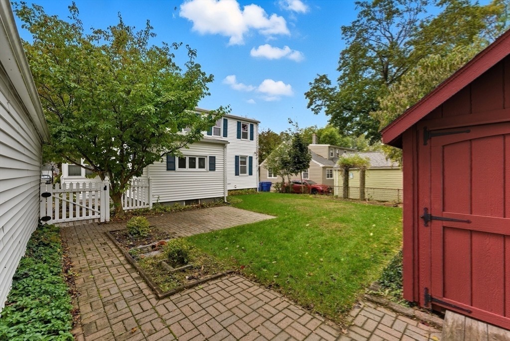 97 Lancaster Street Springfield, MA 01118 - Photo 34 of 42 Gallery Image 34