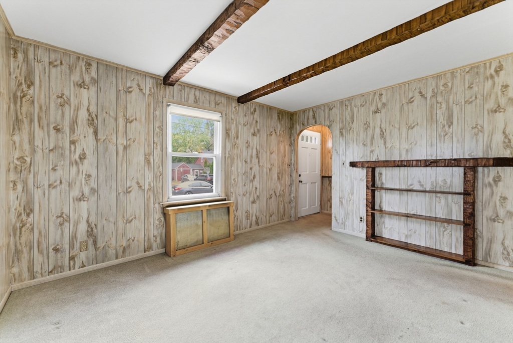 97 Lancaster Street Springfield, MA 01118 - Photo 5 of 42 Gallery Image 5