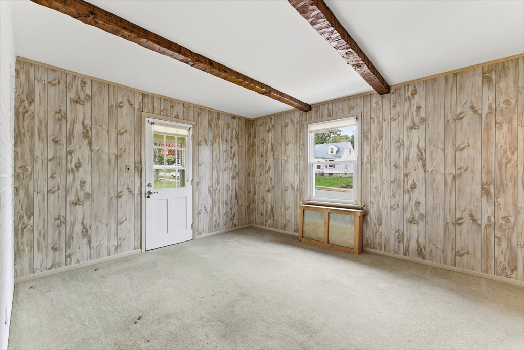 97 Lancaster Street Springfield, MA 01118 - Photo 6 of 42 Gallery Image 6