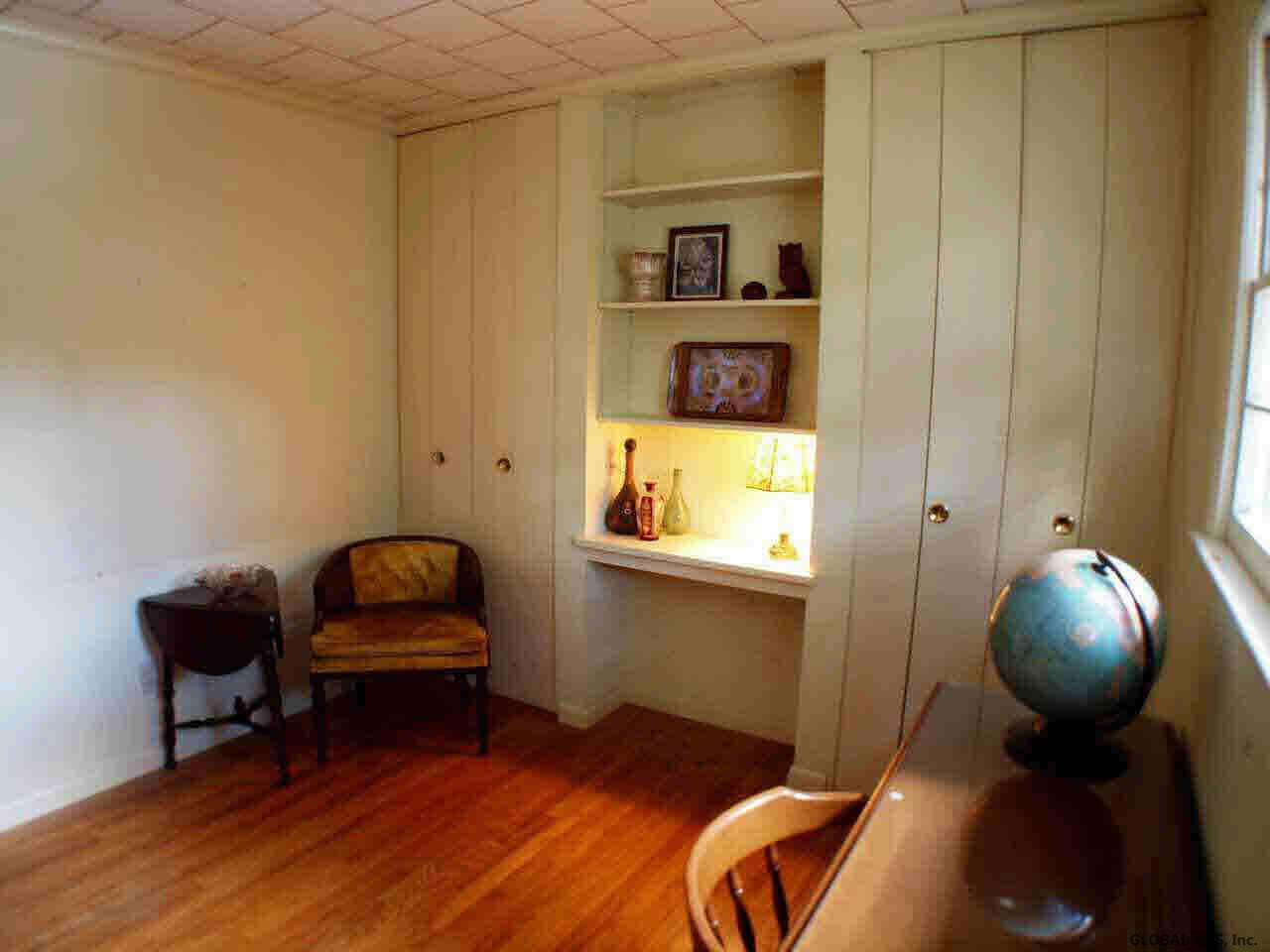 5 Tee Hill Road Queensbury, NY 12804 - Photo 9 of 11 Photo 9