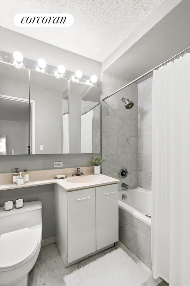2 South End Avenue, Unit 3M Manhattan, NY 10280 - Photo 8 of 22