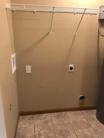 $825 | 2619 Sierra Drive, Unit 2, Belleville, IL 62221