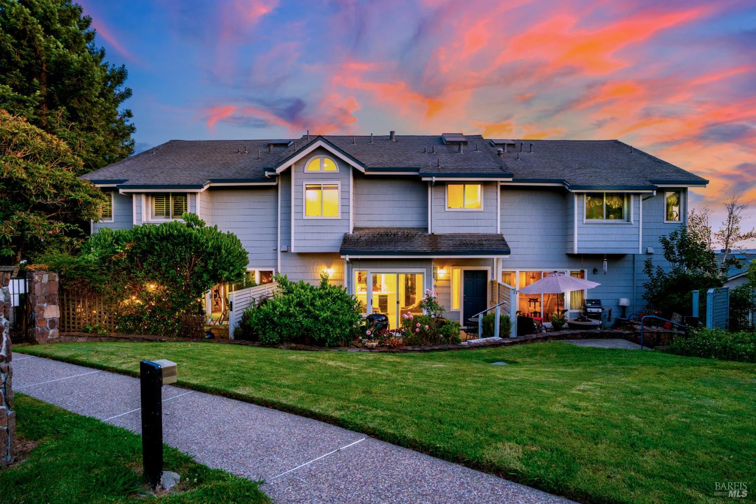 2015 Stonefield Lane Santa Rosa, CA 95403 - Photo 31 of 44