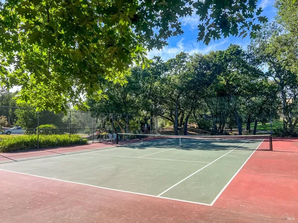 $575,000 | 2015 Stonefield Lane, Santa Rosa, CA 95403