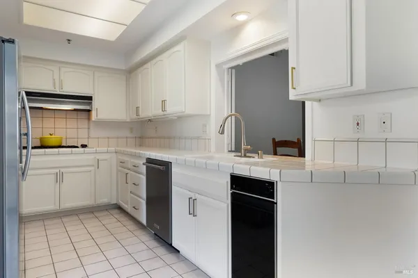 $575,000 | 2015 Stonefield Lane, Santa Rosa, CA 95403
