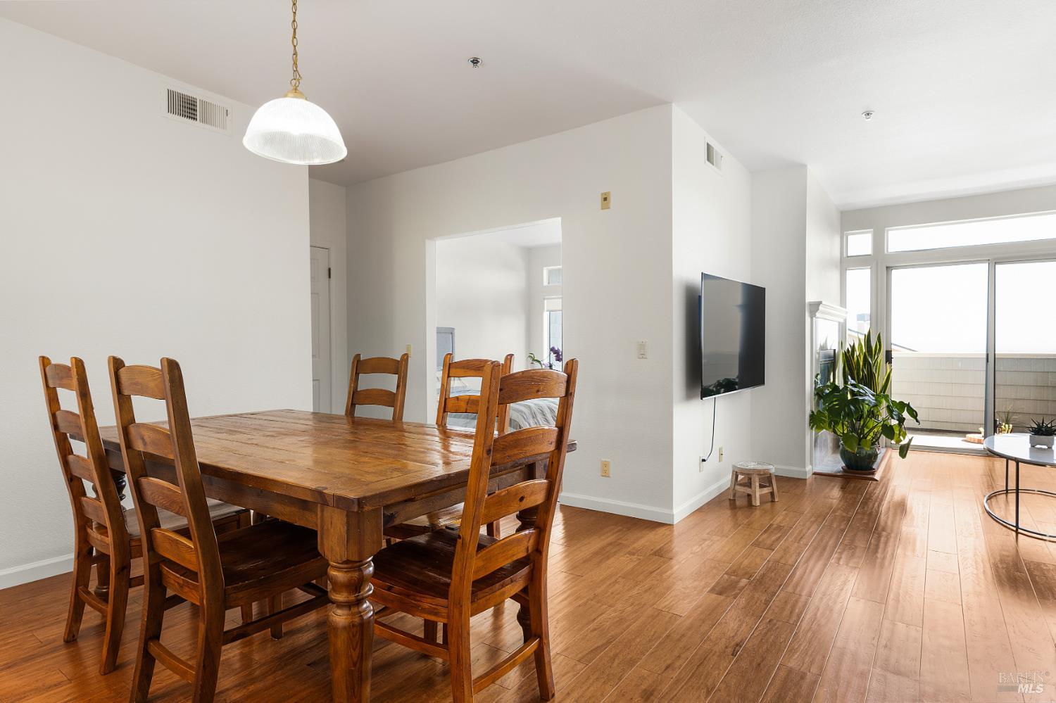 2015 Stonefield Lane Santa Rosa, CA 95403 - Photo 10 of 44