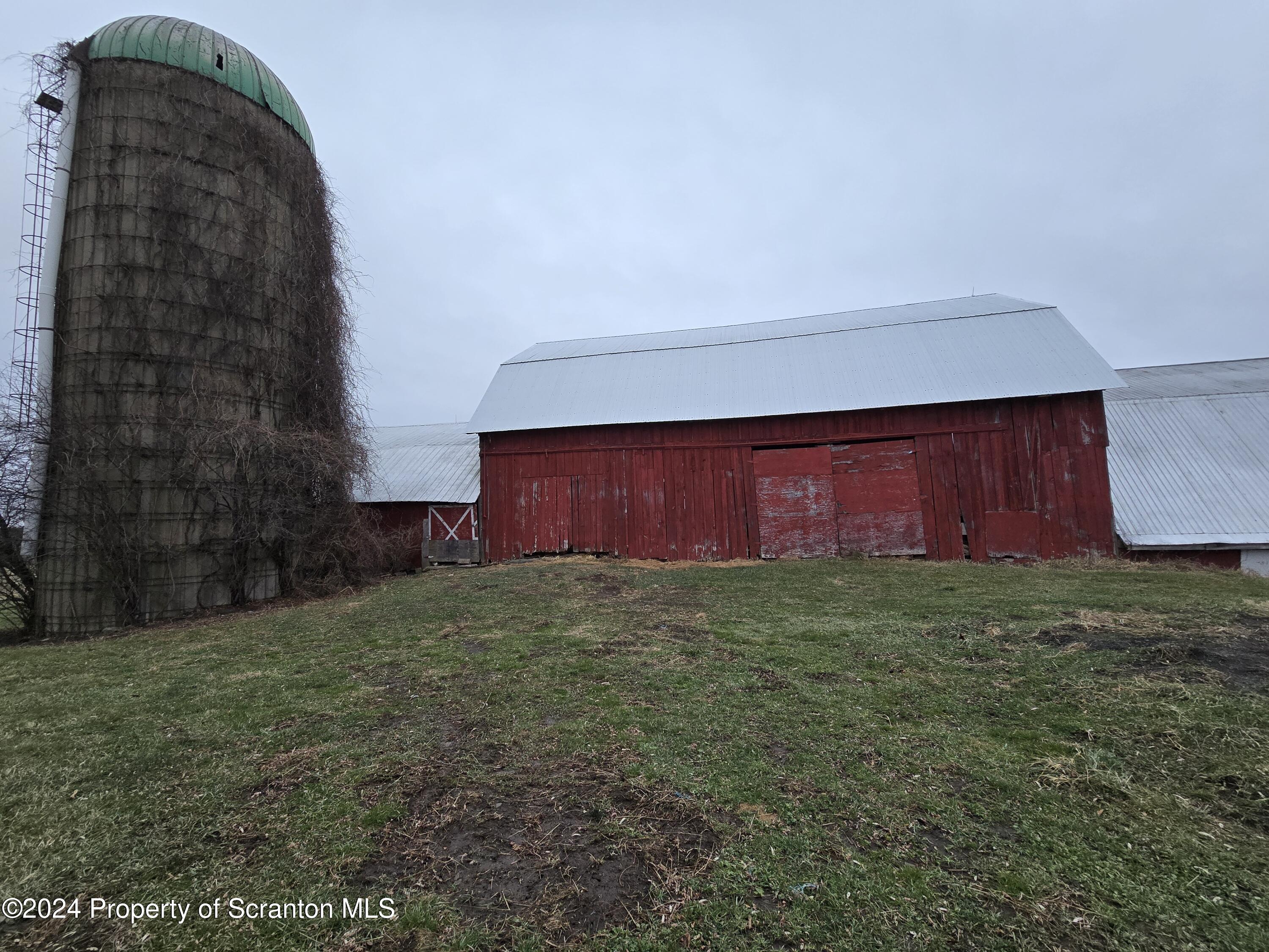 262 Spencer Hill Road Nicholson, PA 18446 - Photo 15 of 42 20241216_161654