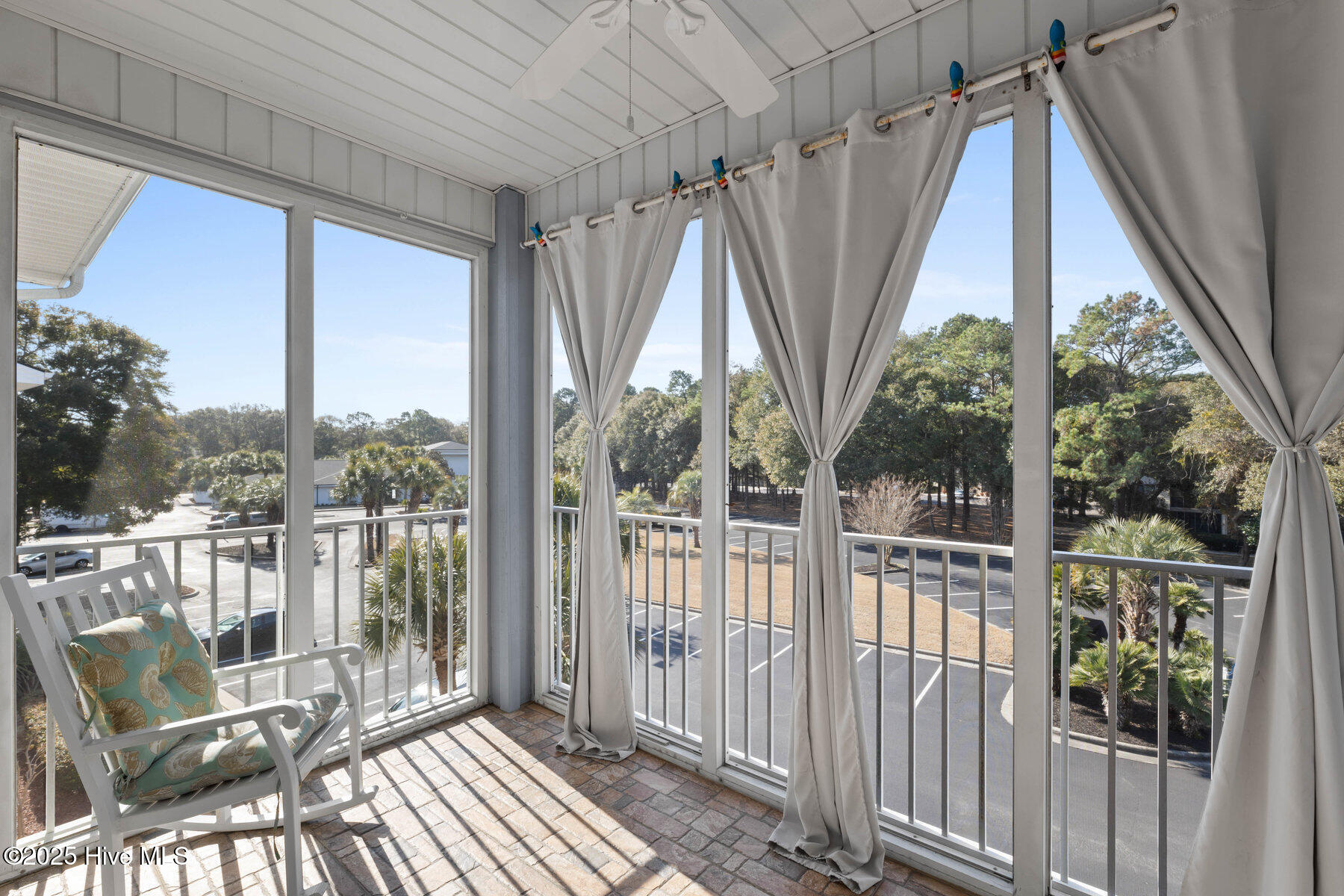 135 Royal Poste Road, Unit 3211 Sunset Beach, NC 28468 - Photo 21 of 32 021_135_royal_poste_road_final-21_258