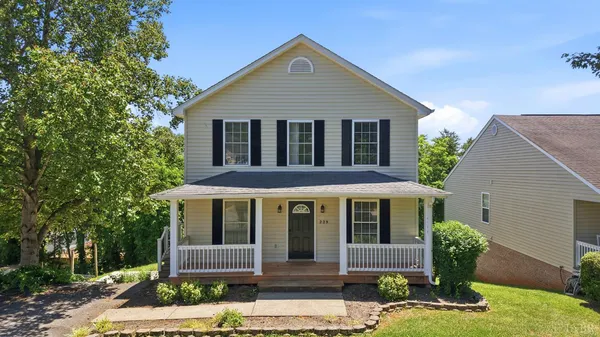 $309,900 | 229 Towne Crier Road, Lynchburg, VA 24502