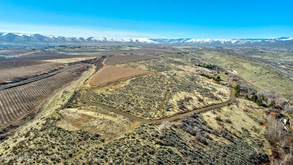 $136,000 | Nna Cottonwood Road, Unit LOT B (1407), Yakima, WA 98908