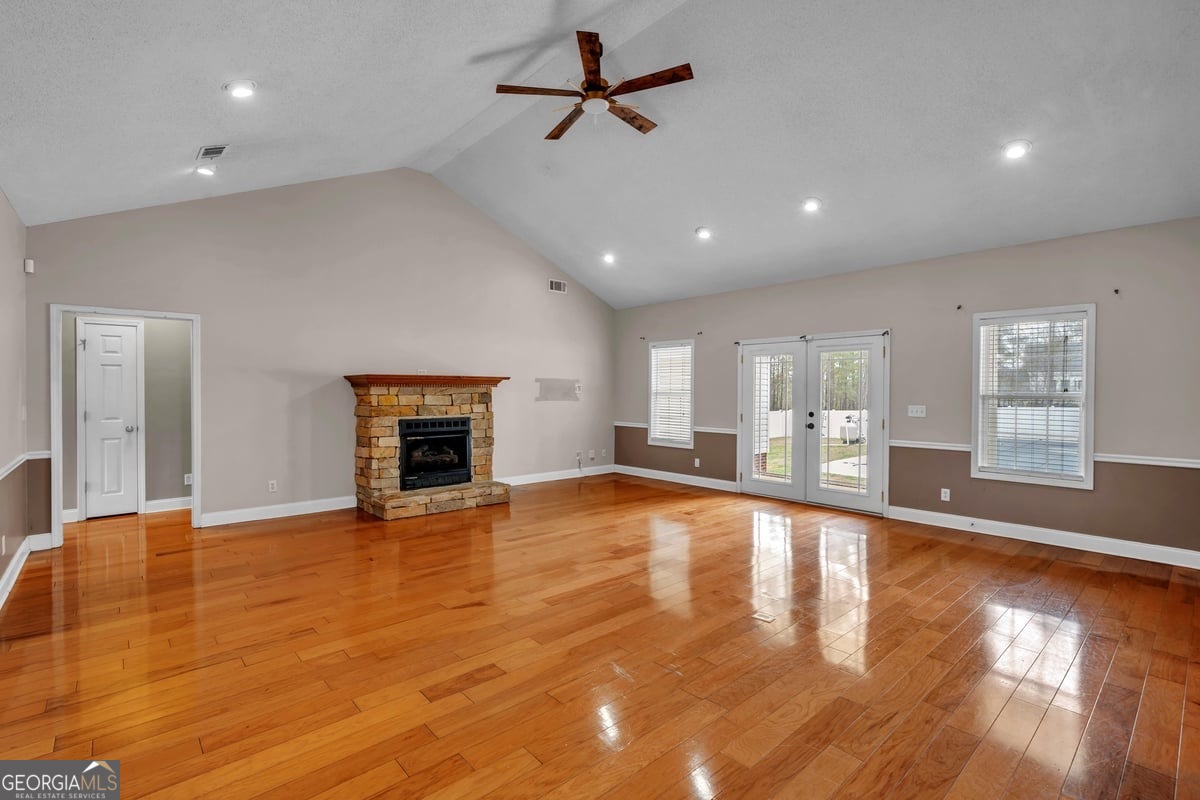 540 Pine Grove Drive Dublin, GA 31021 - Photo 4 of 25