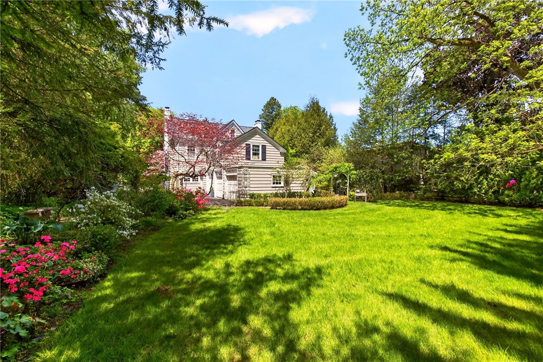 109 Sandringham Road Brighton, NY 14610 - Photo 45 of 50