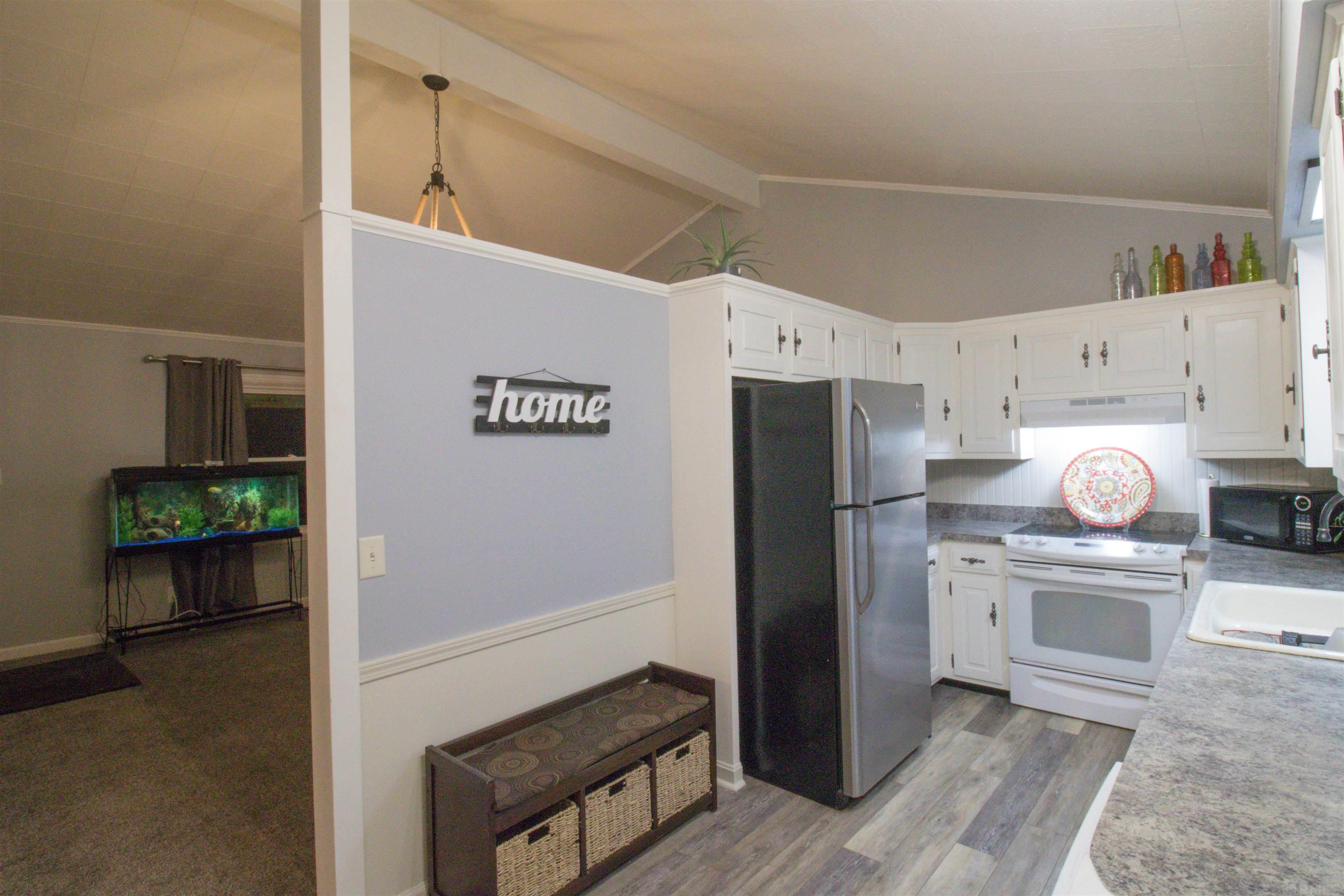 330 West Evergreen Road Evansville, IN 47710 - Photo 16 of 31 Gallery Image 16