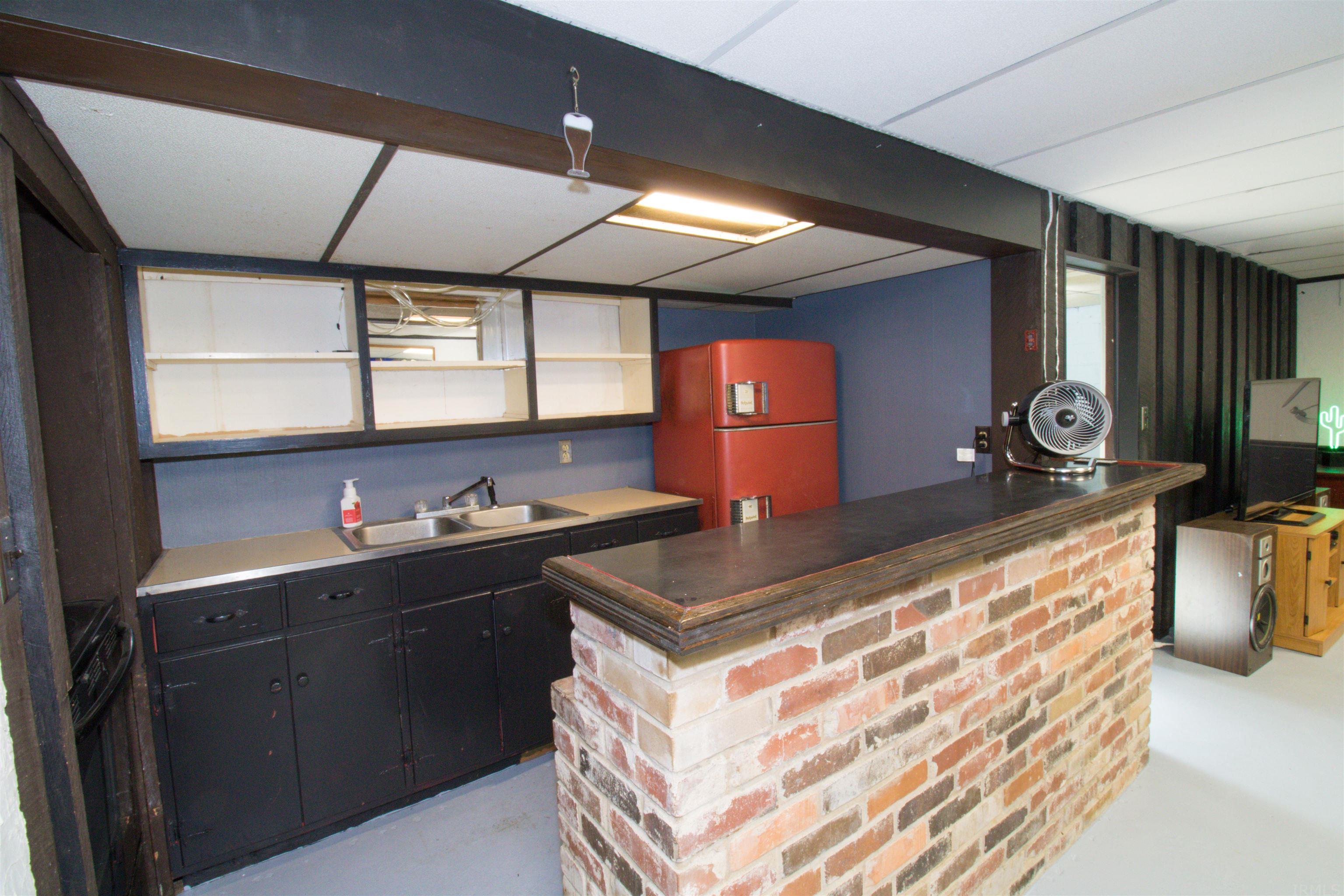 330 West Evergreen Road Evansville, IN 47710 - Photo 22 of 31 Gallery Image 22