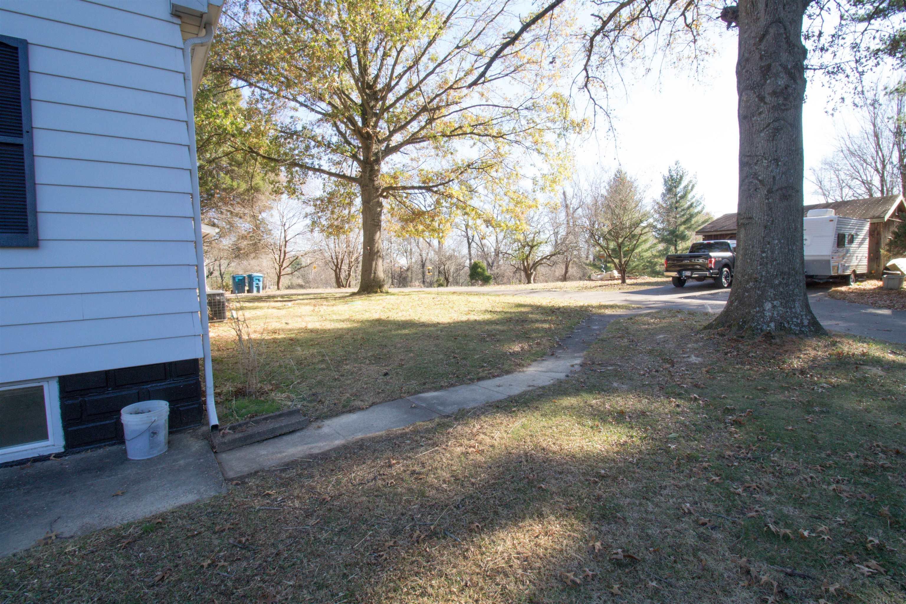 330 West Evergreen Road Evansville, IN 47710 - Photo 27 of 31 Gallery Image 27
