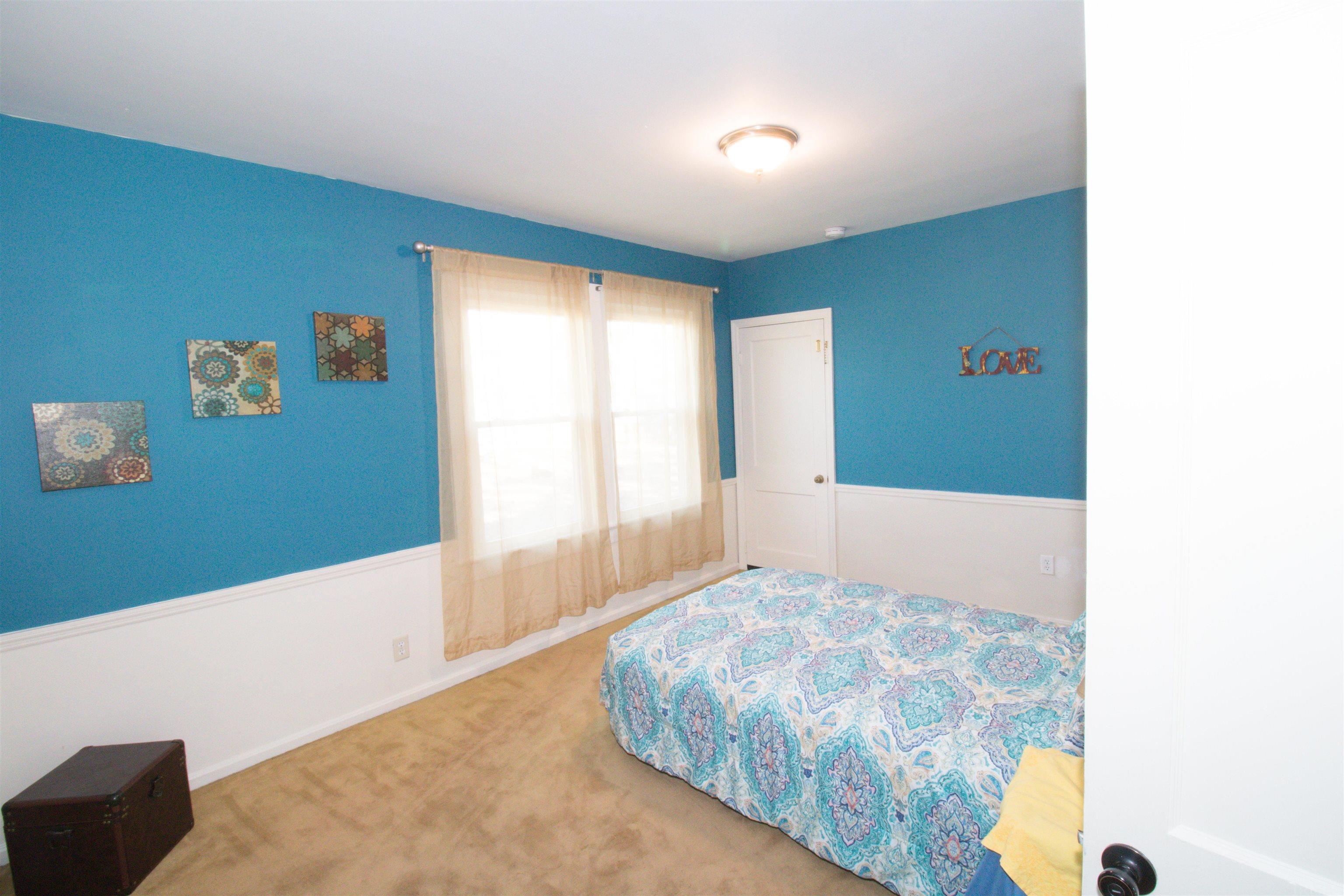 330 West Evergreen Road Evansville, IN 47710 - Photo 6 of 31 Gallery Image 6