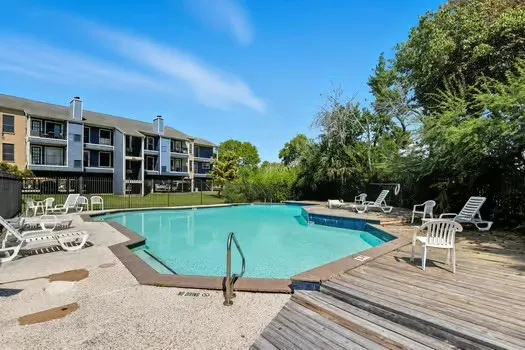 $90,000 | 18617 Egret Bay Boulevard, Unit 702, Webster, TX 77058