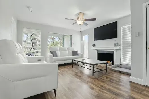 $90,000 | 18617 Egret Bay Boulevard, Unit 702, Webster, TX 77058