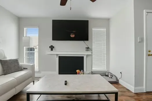 $90,000 | 18617 Egret Bay Boulevard, Unit 702, Webster, TX 77058