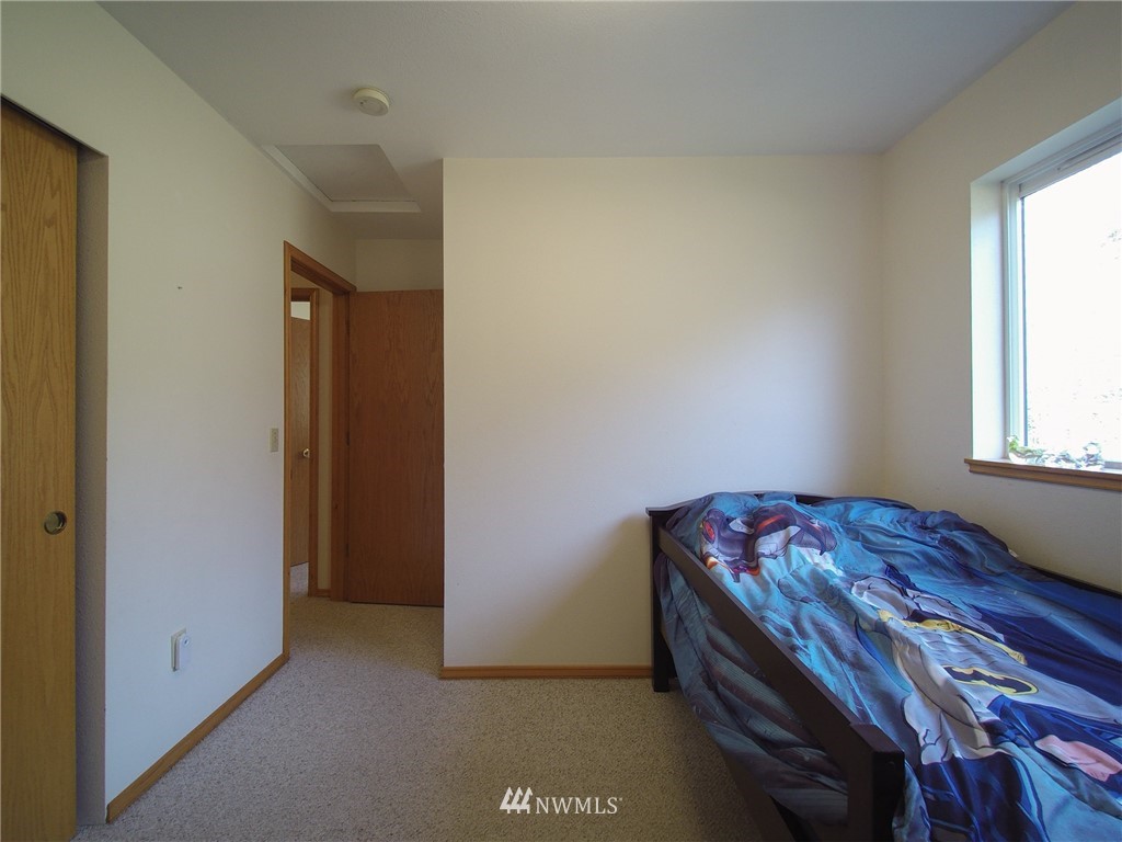 196 Gandalf Road Port Angeles, WA 98363 - Photo 12 of 25 Gallery Image 12