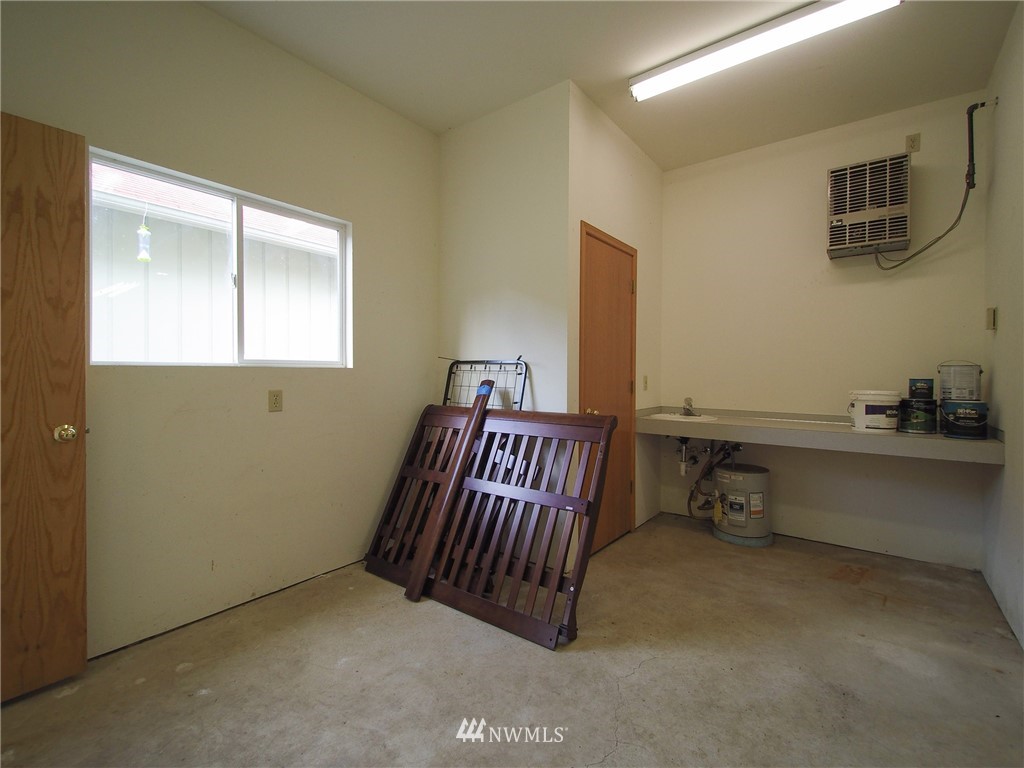 196 Gandalf Road Port Angeles, WA 98363 - Photo 20 of 25 Gallery Image 20