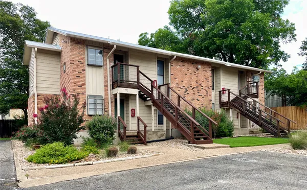 $227,500 | 421 West San Antonio Street, Unit I 2, San Marcos, TX 78666