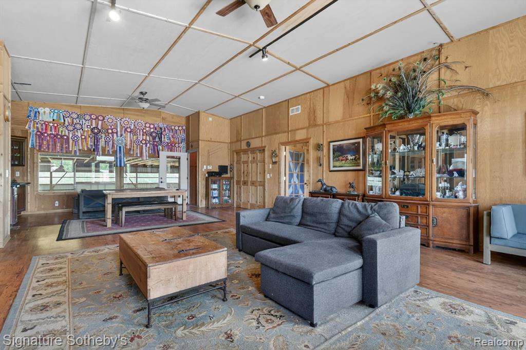 12700 Shaffer Road Davisburg, MI 48350 - Photo 73 of 99