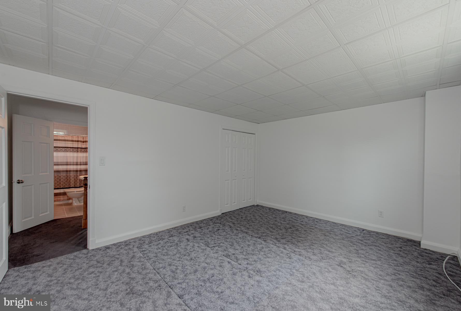 2350 Searles Road Baltimore, MD 21222 - Photo 17 of 34