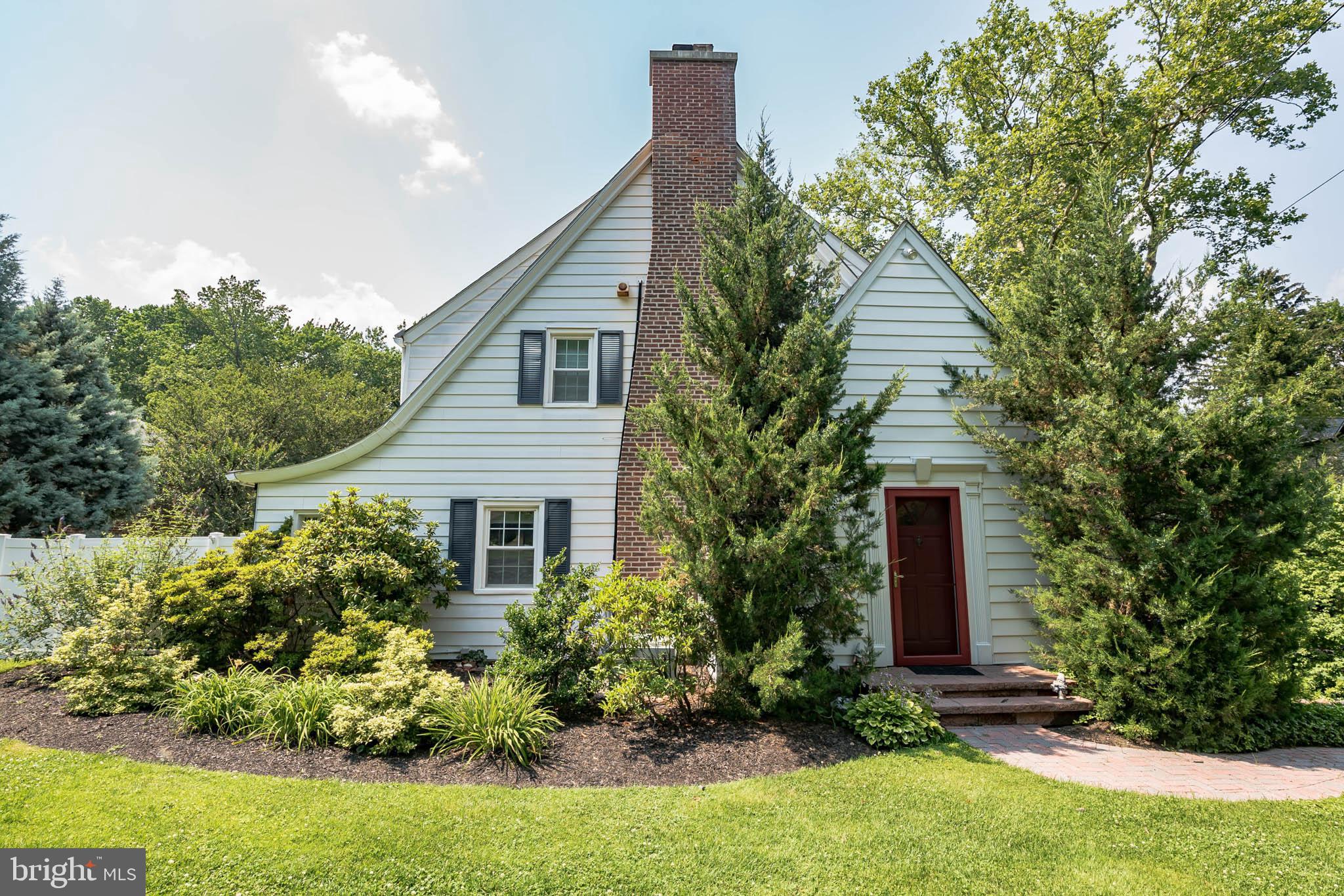 964 Rydal Road Jenkintown, PA 19046 - Photo 3 of 32