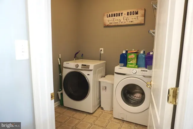 $600,000 | 1686 Carriage Drive, Williamstown, NJ 08094